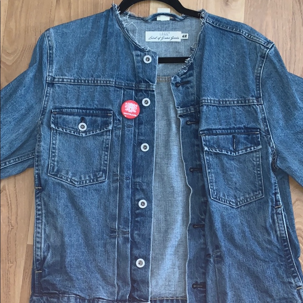 Collarless Denim jacket